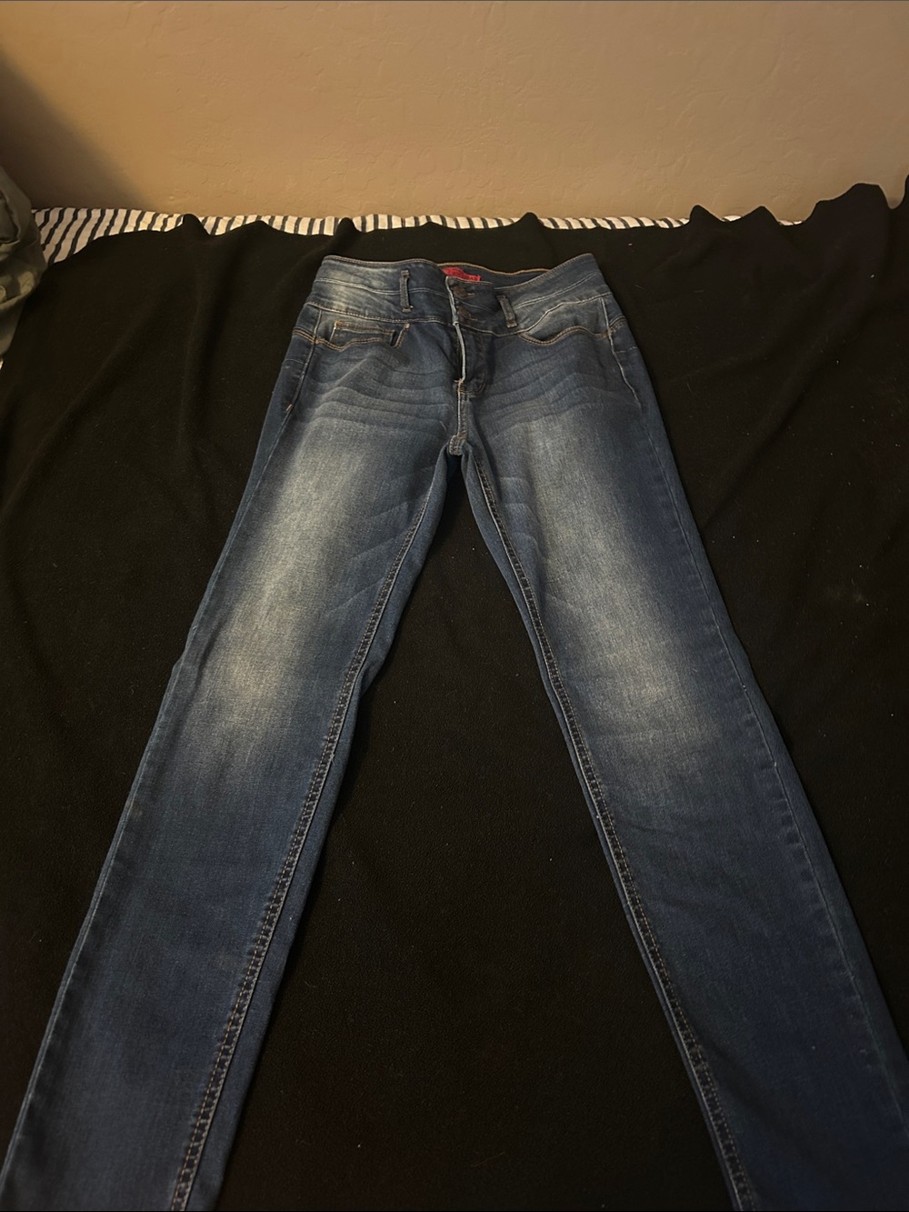 Wax Jean Women’s Skinny Jeans - Blue Wash